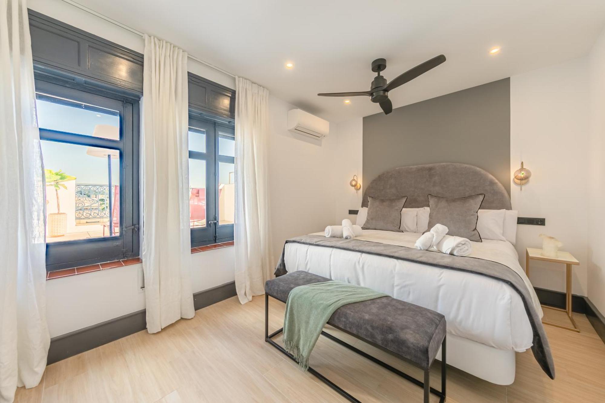 Isg Apartments Catedral Seville Luaran gambar